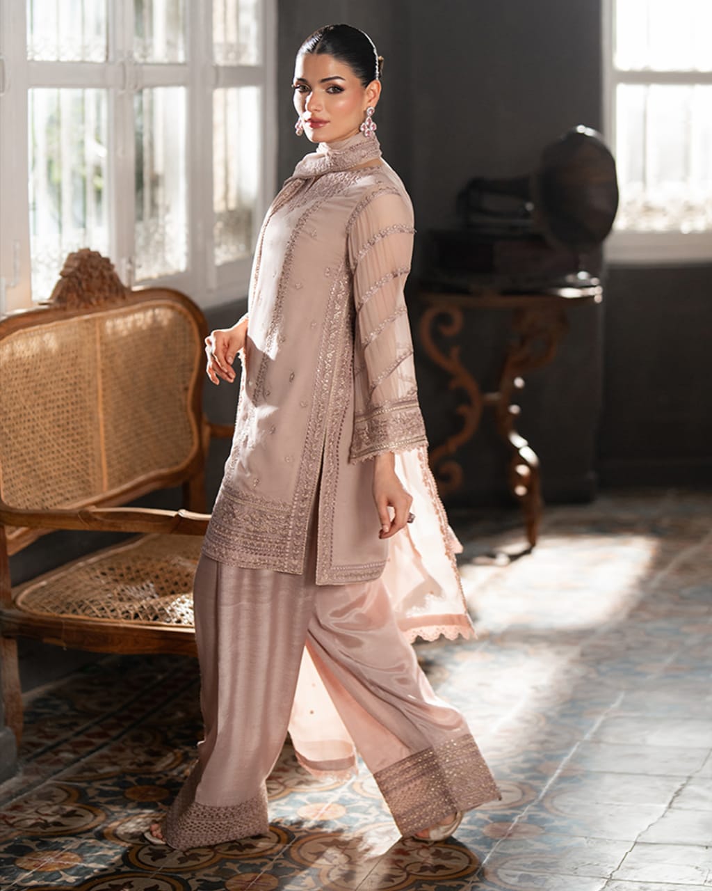 Eira Embroidered 3pc