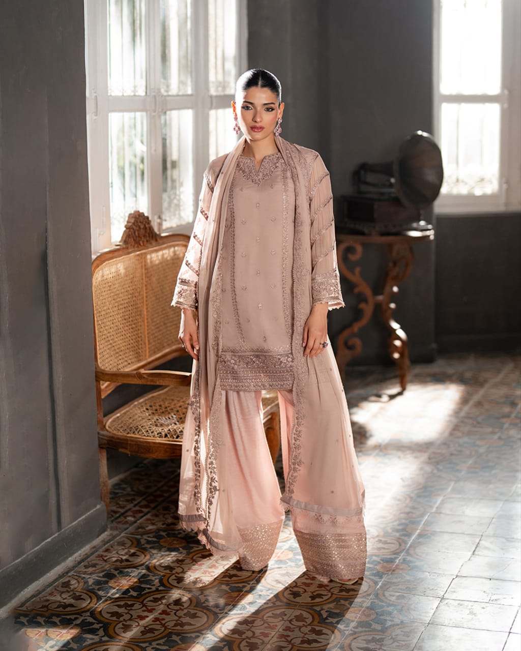 Eira Embroidered 3pc