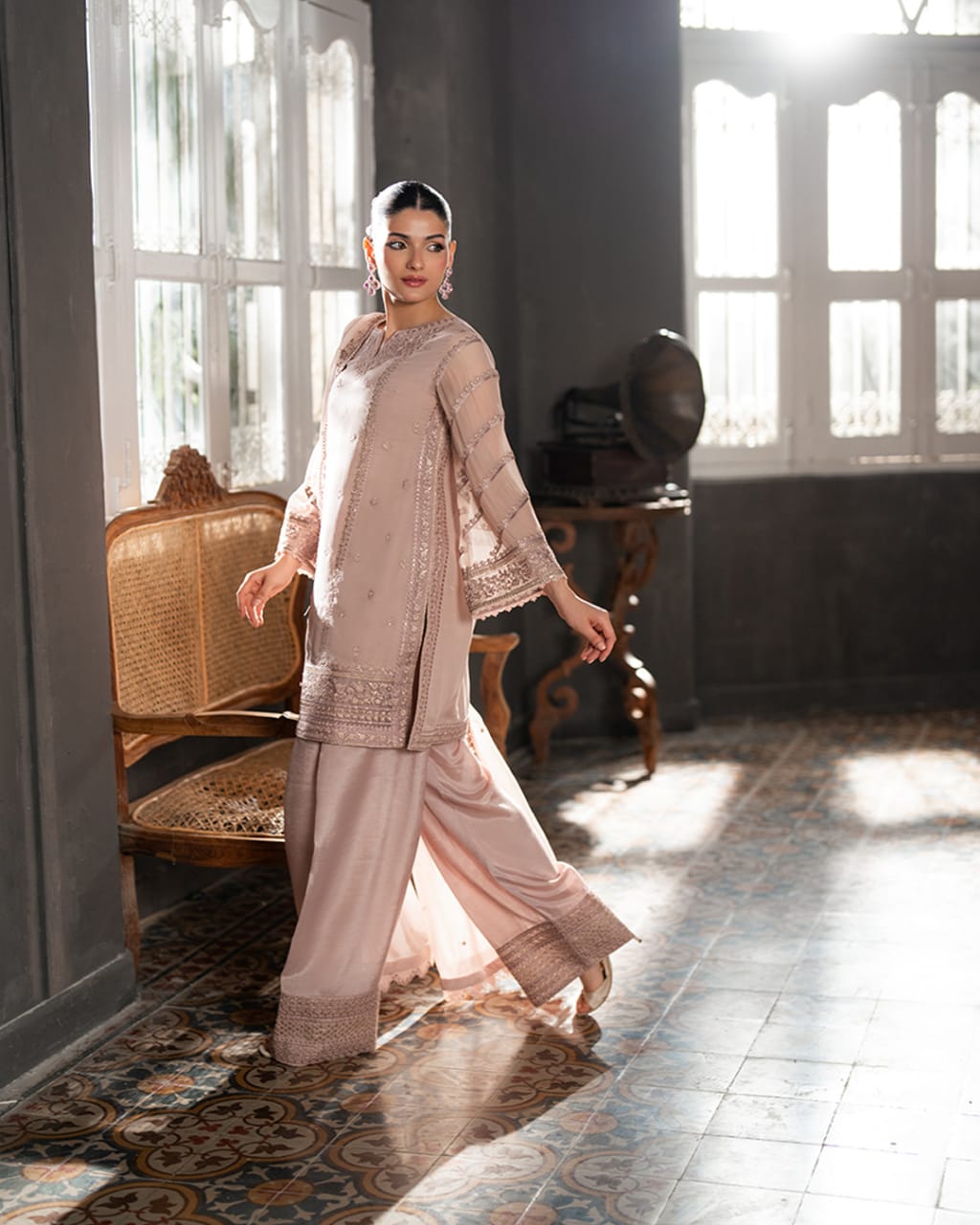 Eira Embroidered 3pc